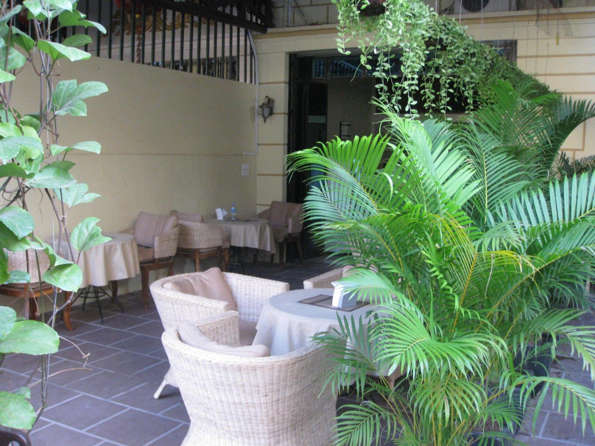 Comfort House Bed and Breakfast Phnom Penh Exteriör bild